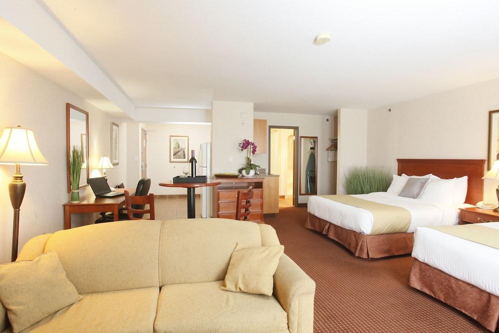 Stonebridge Hotel Dawson Creek Esterno foto