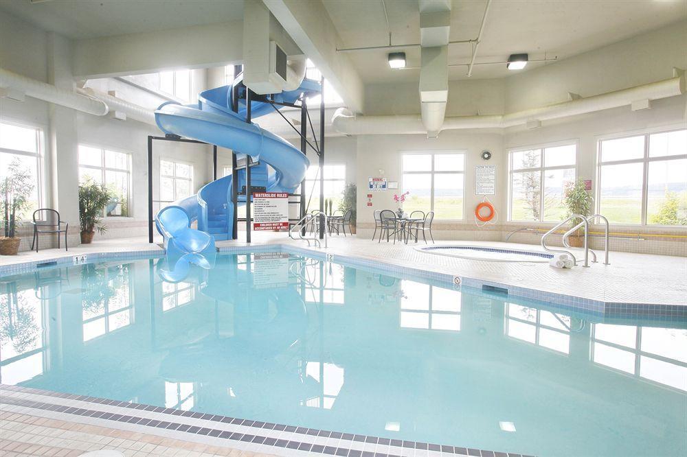 Stonebridge Hotel Dawson Creek Esterno foto