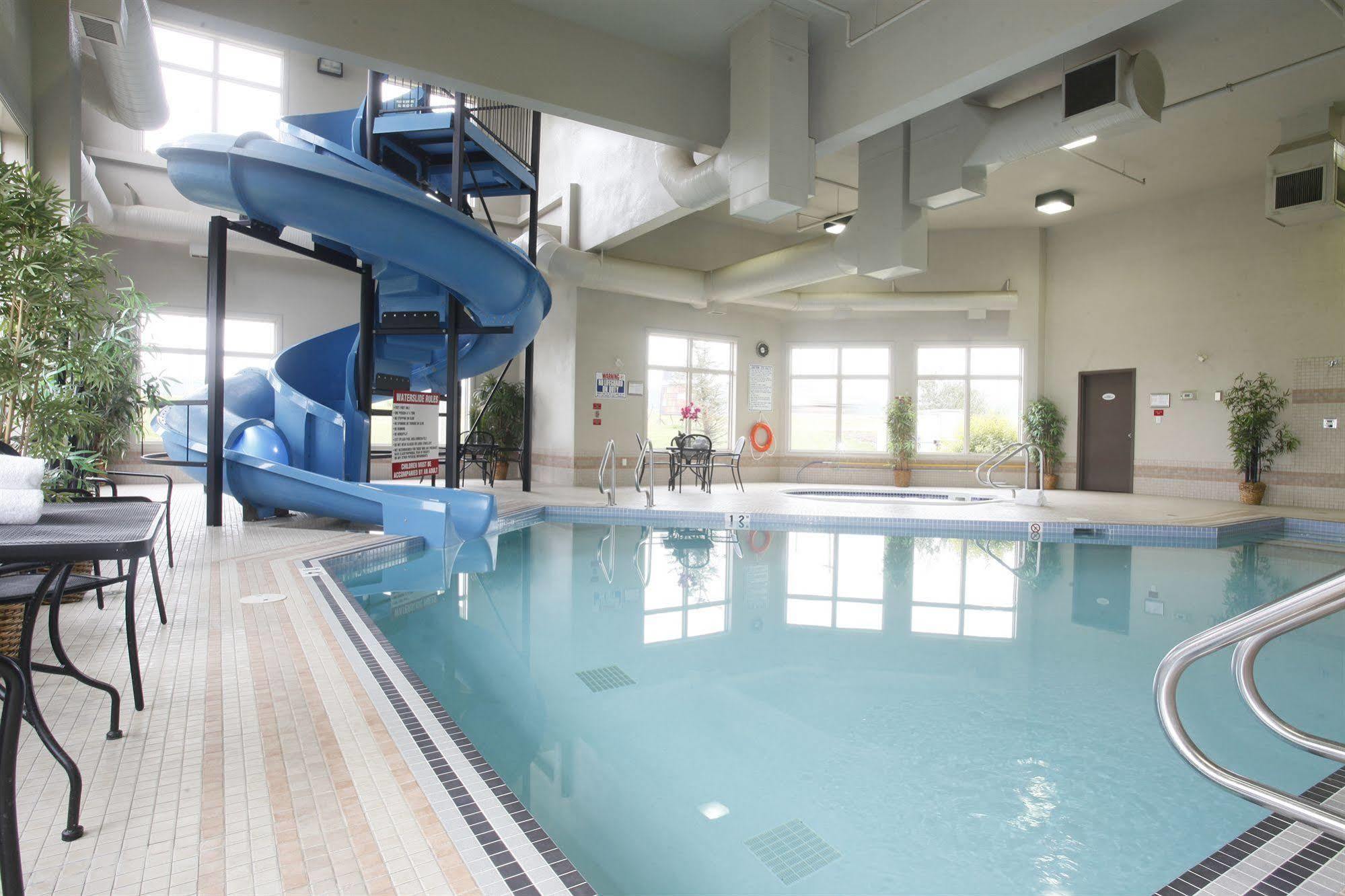 Stonebridge Hotel Dawson Creek Esterno foto