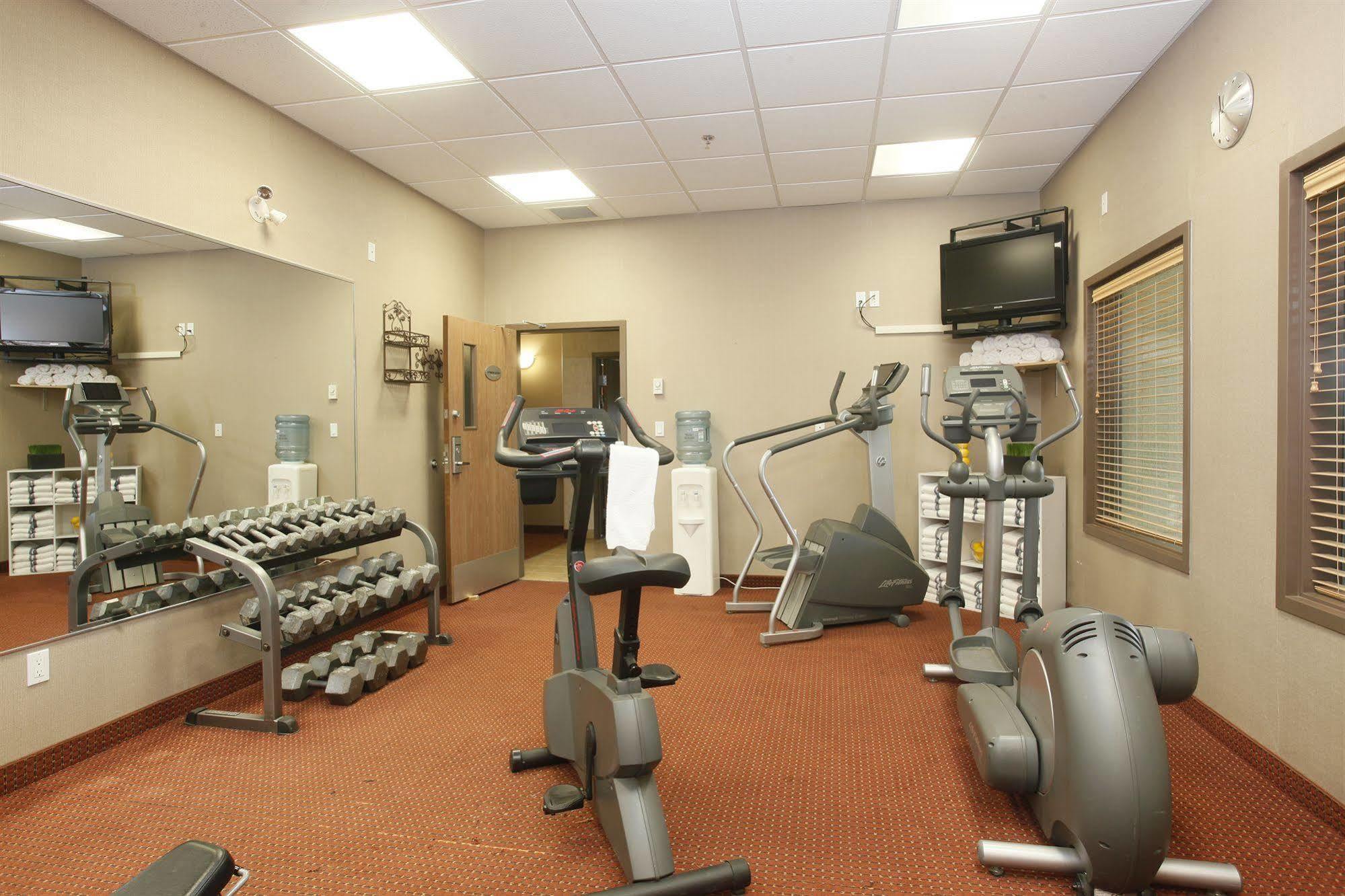 Stonebridge Hotel Dawson Creek Esterno foto